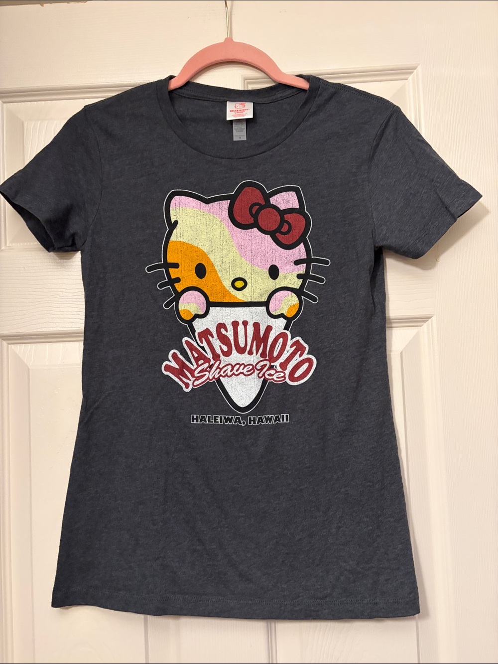 Hello Kitty Dark Gray Short Sleeve Tee with Pastel Graphic